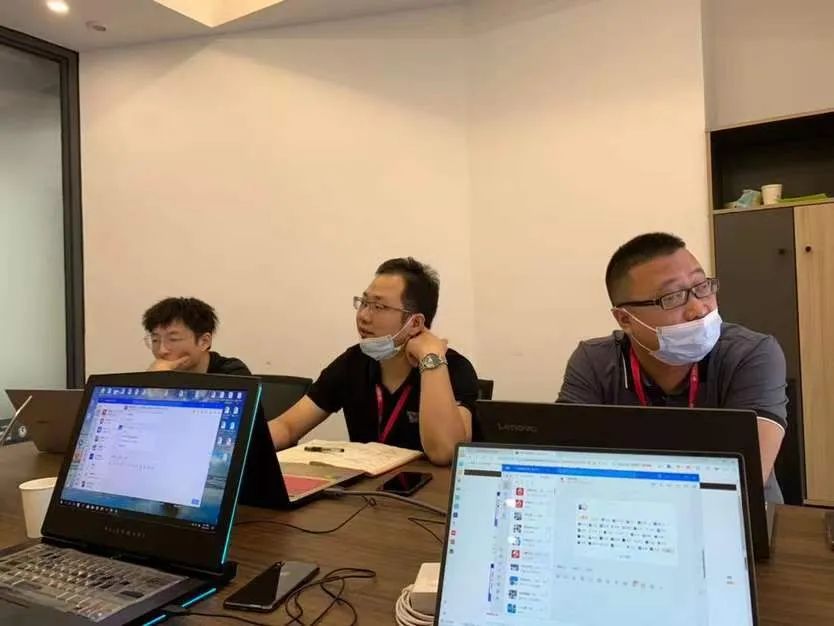 夜雨：臨百折而不改其志